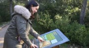 Panneau d'information à la Forêt des Cèdres