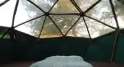 Dôme géodésique intérieur Camping à la ferme Roumavagi