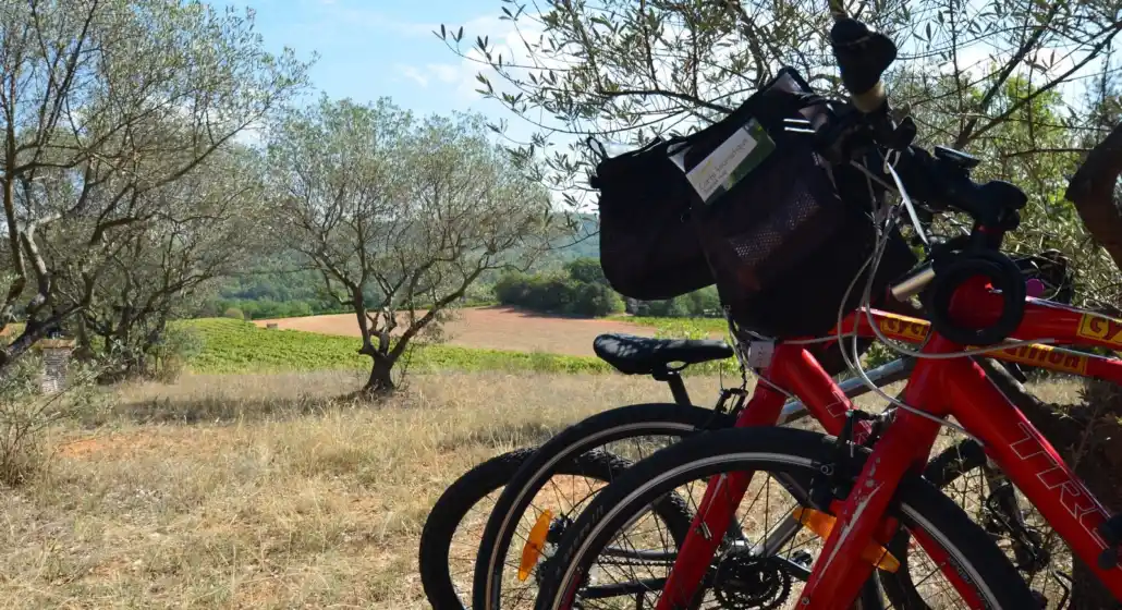 Pays d'Aigues à vélo