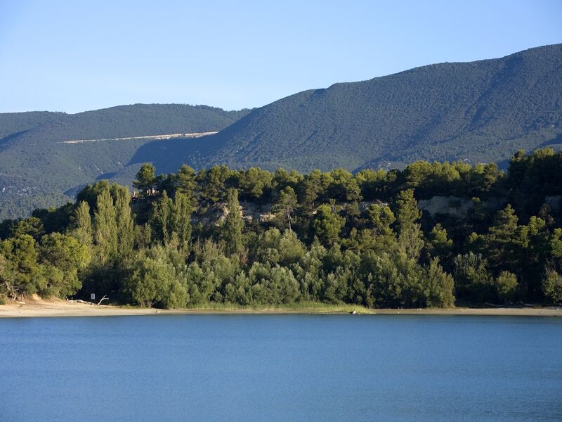 Etang de la bonde en sud luberon