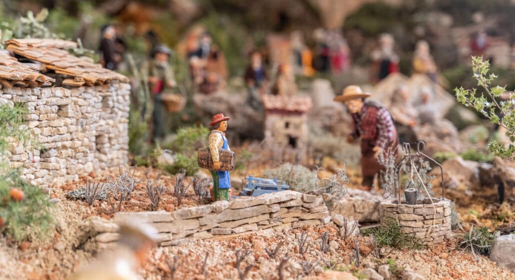 Visite de la crèche de La Bastide des Jourdans_La Bastide-des-Jourdans