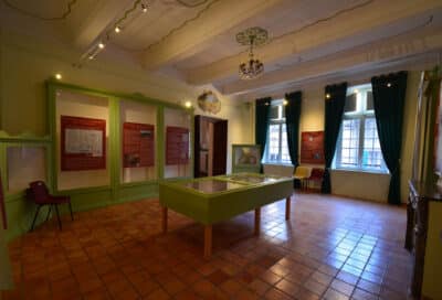 Musée Marc Deydier à Cucuron_Cucuron