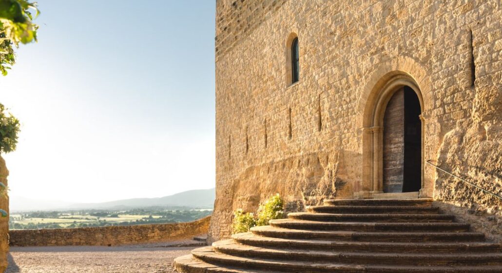 Découverte du village d'Ansouis - Visites guidées-_Ansouis