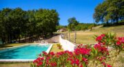 Ouverture le 5 juin 2026 . L'Oasis du Luberon - Bar à vin-_Villelaure