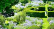 Visite par les propriétaires du Pavillon de Galon